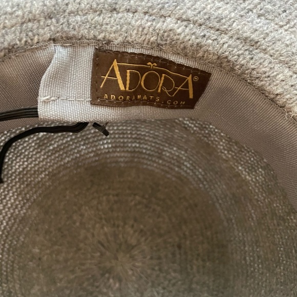ADORA HAT - Picture 3 of 3